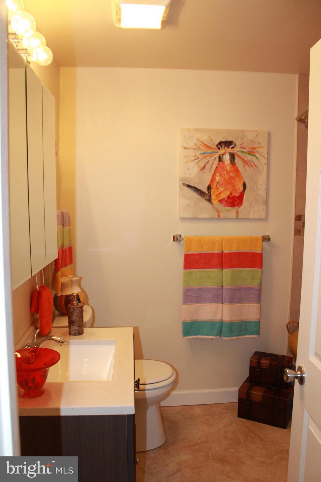 4630 Rokeby Road Baltimore, MD 21229 - Photo 32 of 48 2nd level bath
