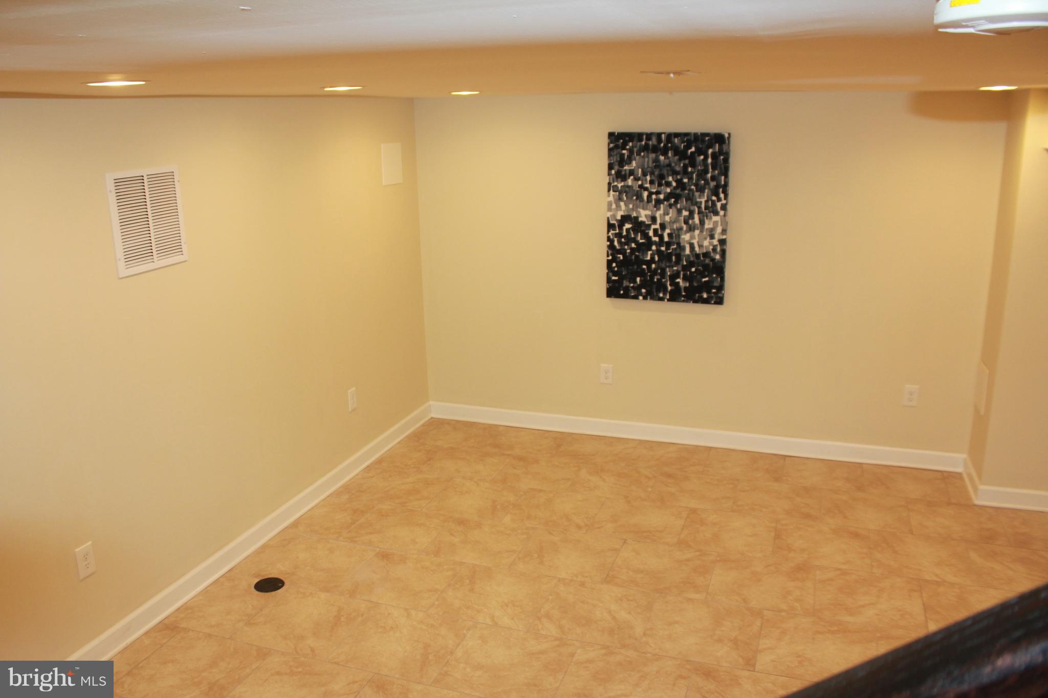 4630 Rokeby Road Baltimore, MD 21229 - Photo 36 of 48 Family Room in Lower Level