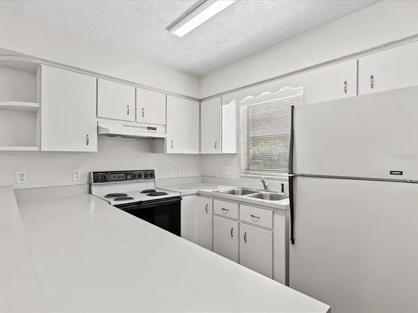 $1,325 | 14080 Southeast 46th Court, Summerfield, FL 34491