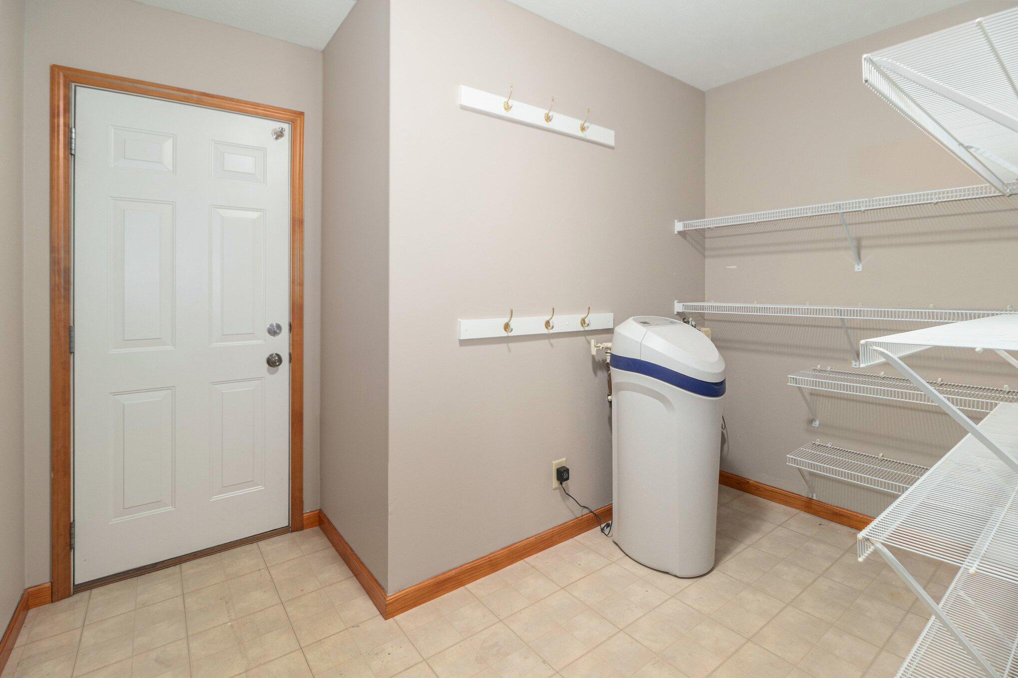 1399 Rowley Street Valparaiso, IN 46385 - Photo 11 of 26 2038x1357