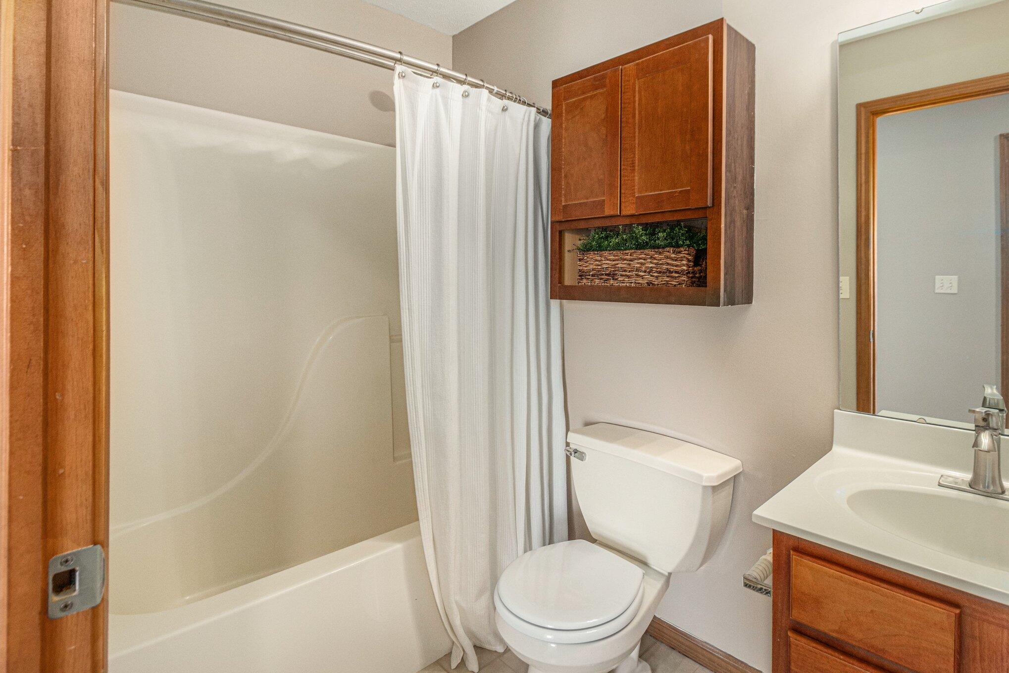 1399 Rowley Street Valparaiso, IN 46385 - Photo 18 of 26 2038x1360