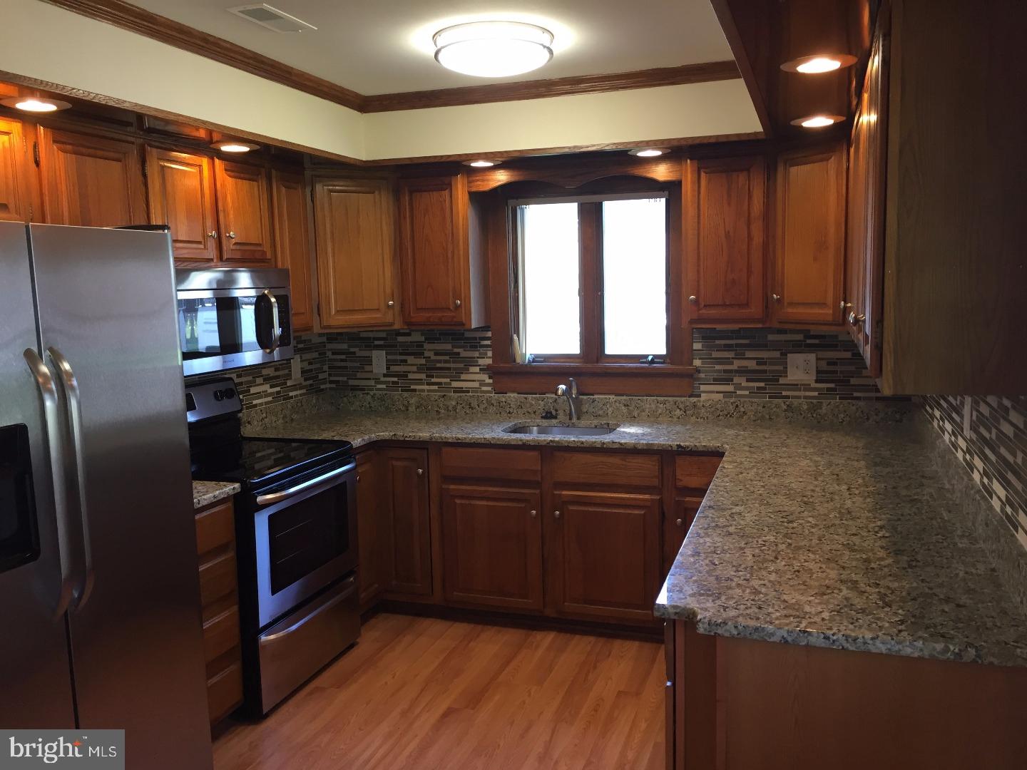 613 Beaumont Road Fairless Hills, PA 19030 - Photo 4 of 17 Kitchen