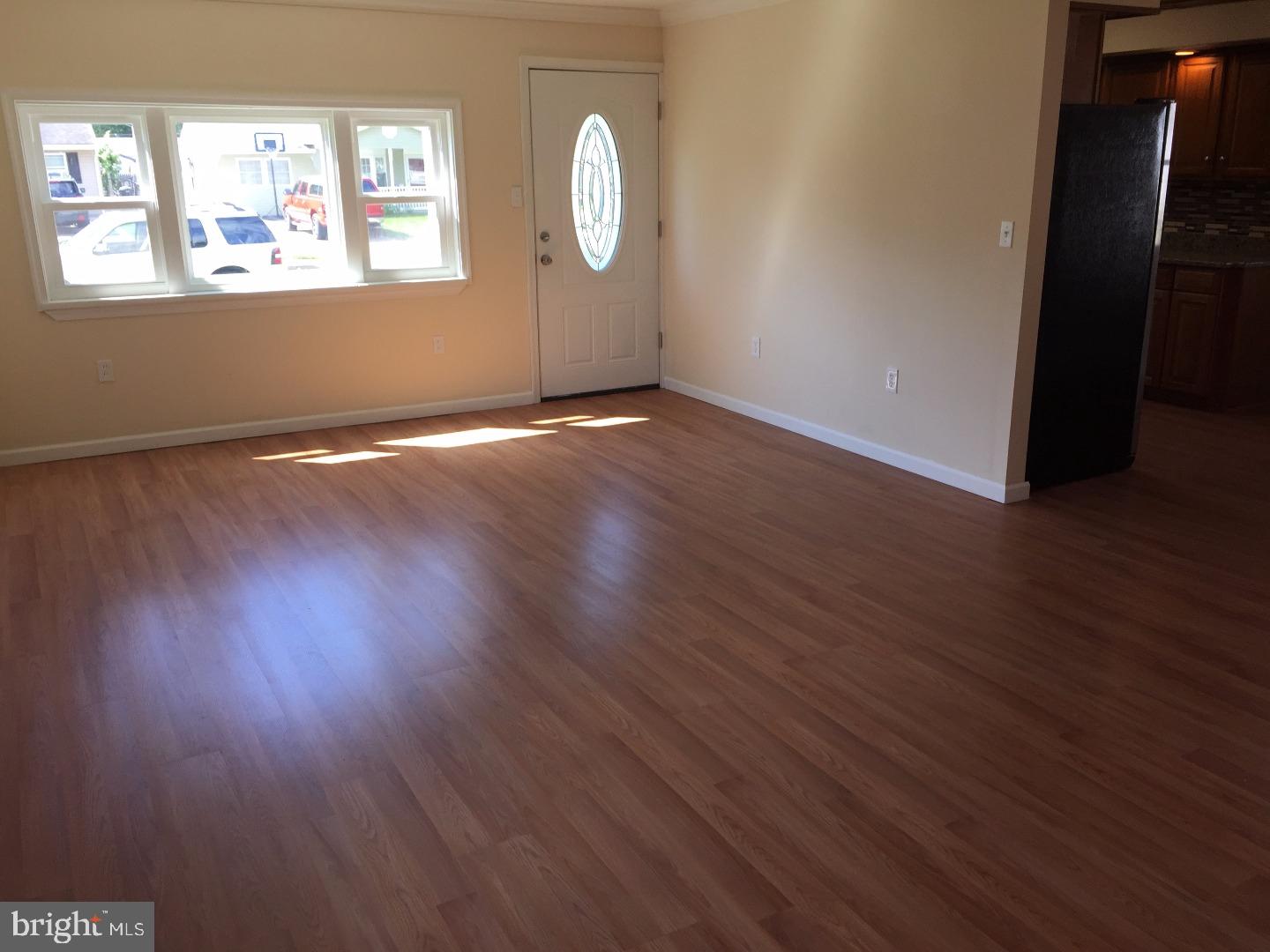 613 Beaumont Road Fairless Hills, PA 19030 - Photo 5 of 17 Living Room