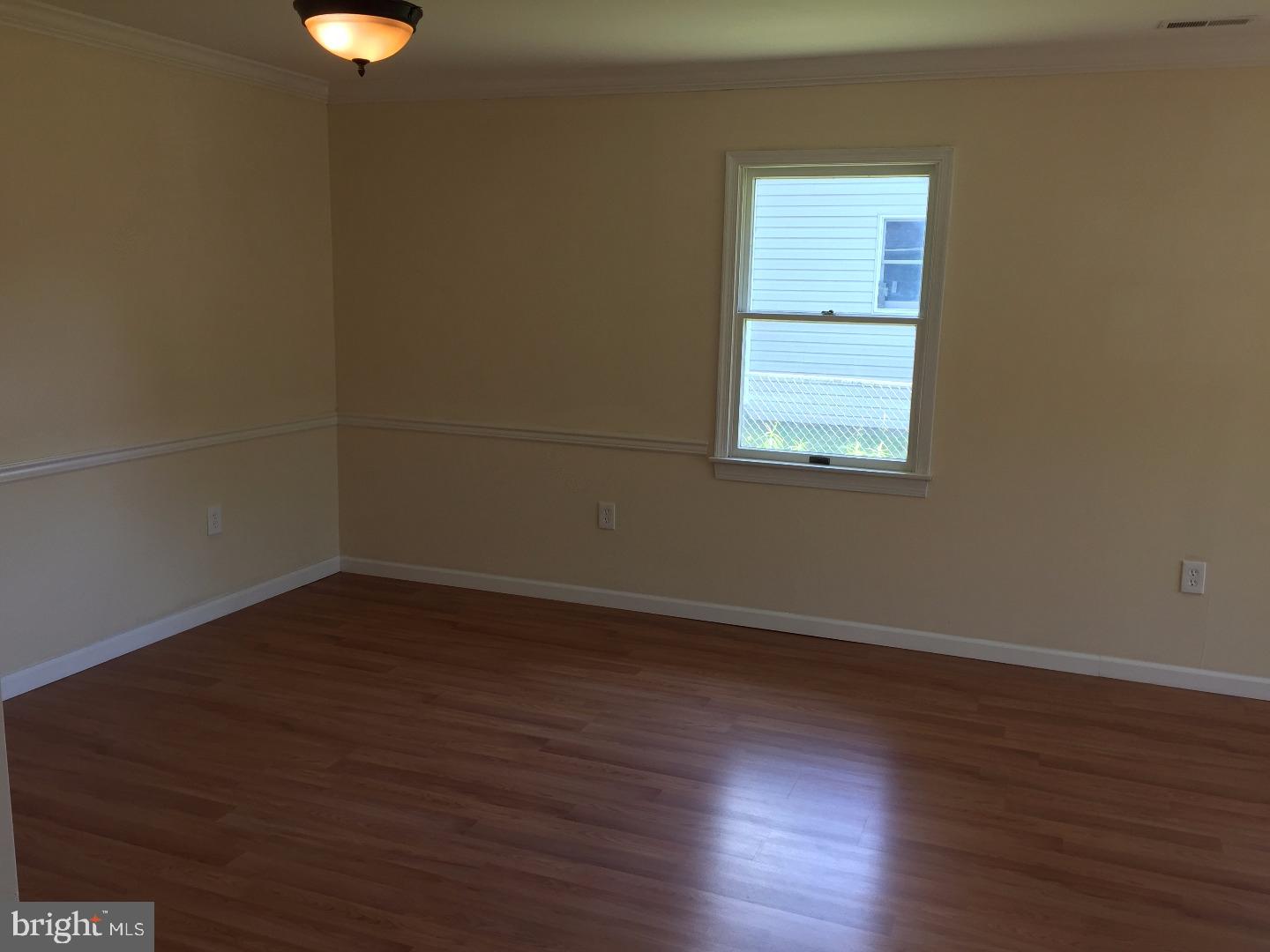 613 Beaumont Road Fairless Hills, PA 19030 - Photo 6 of 17 Living Room