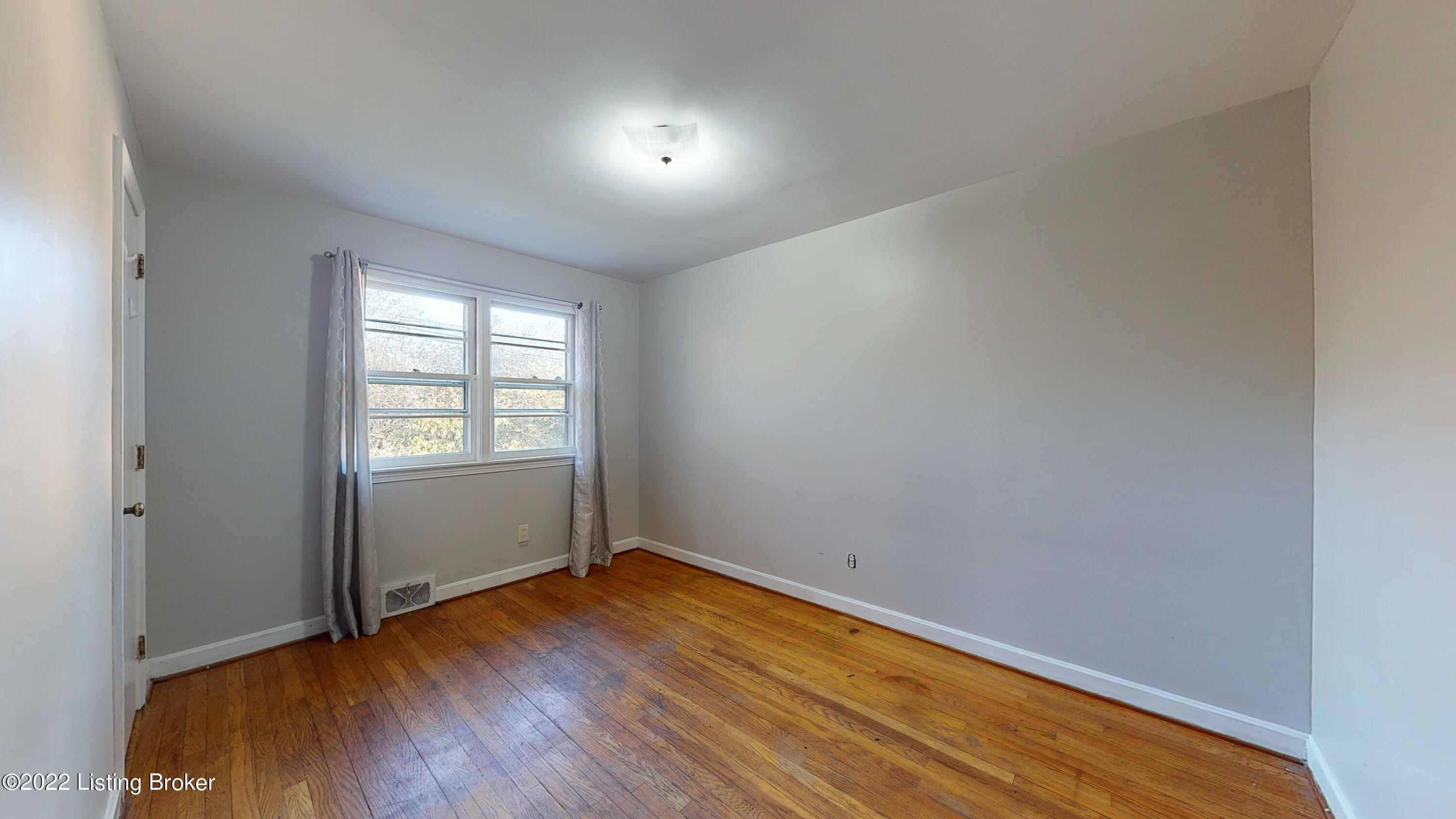 2306 Janlyn Road Louisville, KY 40299 - Photo 23 of 30 Lots of natural light flows in from the windows in each room