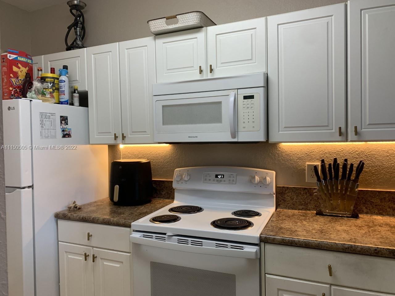 Oasis Homestead, FL 33033 - Photo 6 of 15