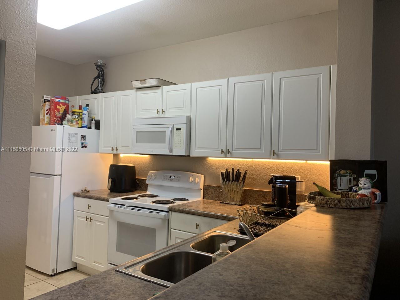 Oasis Homestead, FL 33033 - Photo 7 of 15