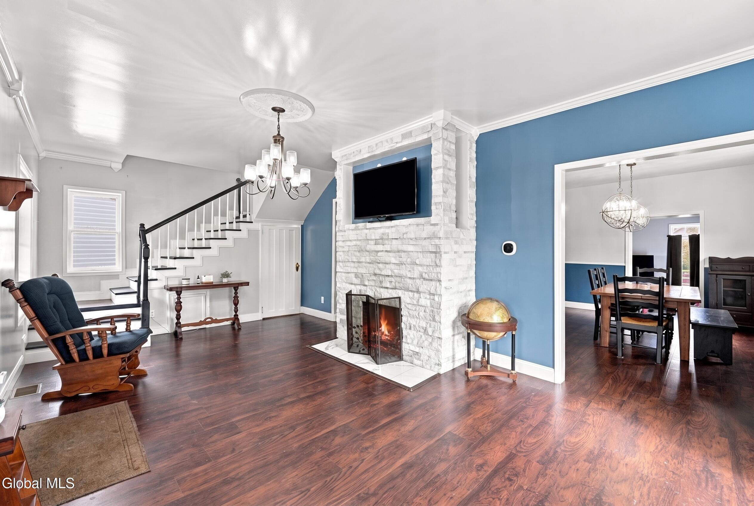 530 Bedford Road Schenectady, NY 12308 - Photo 5 of 35 DSC_4571