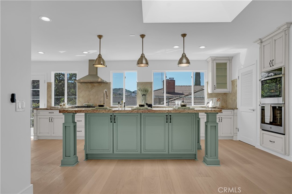 22740 Liberty Bell Road Calabasas, CA 91302 - Photo 16 of 40