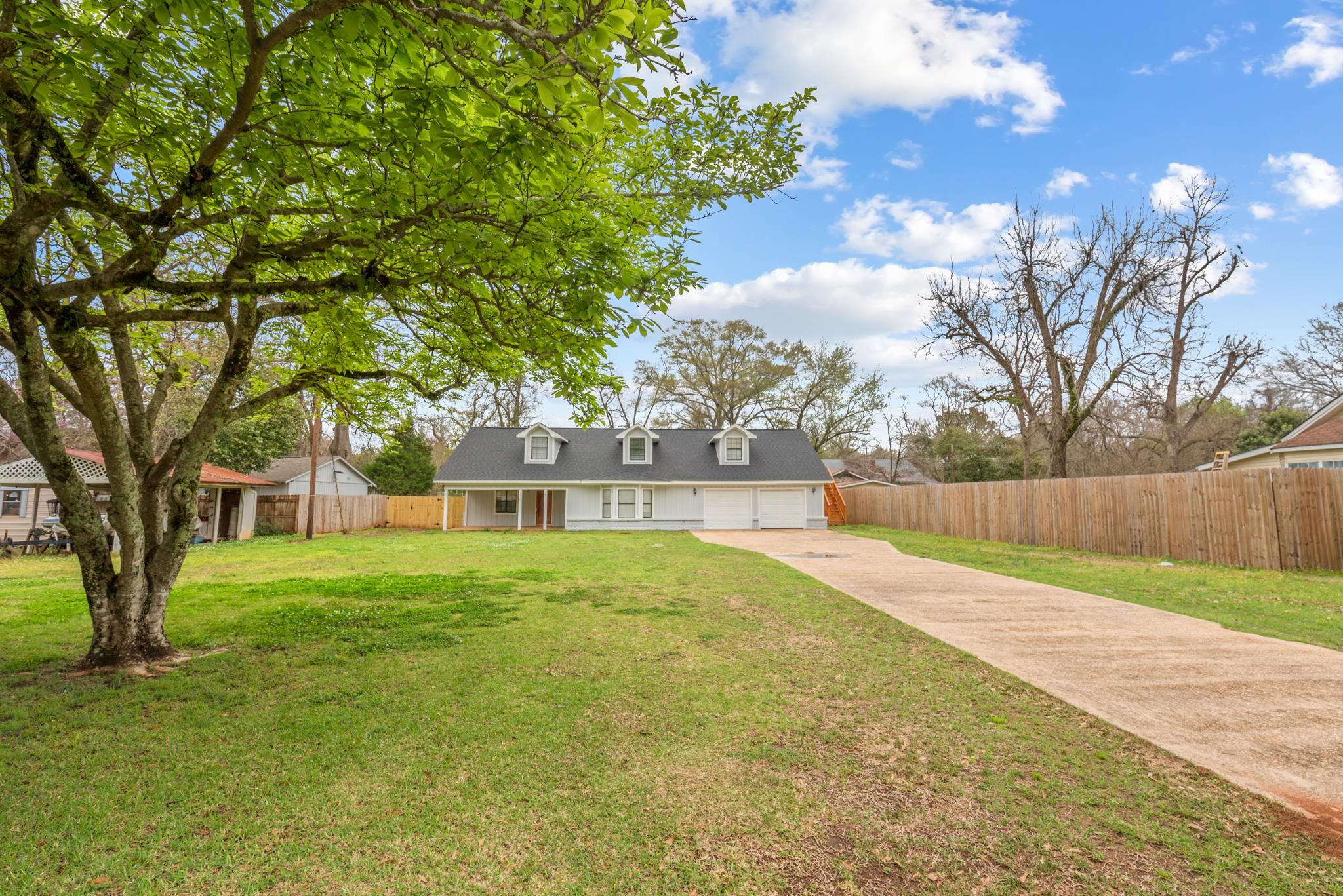315 East Clinton Street Jackson, AL 36545 - Photo 2 of 30