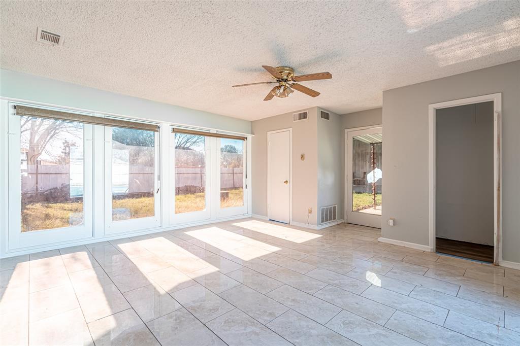601 Henry Street Dublin, TX 76446 - Photo 30 of 40 a view of an empty room with a window