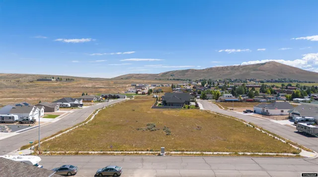 $94,000 | 325 Davis Drive, Evanston, WY 82930