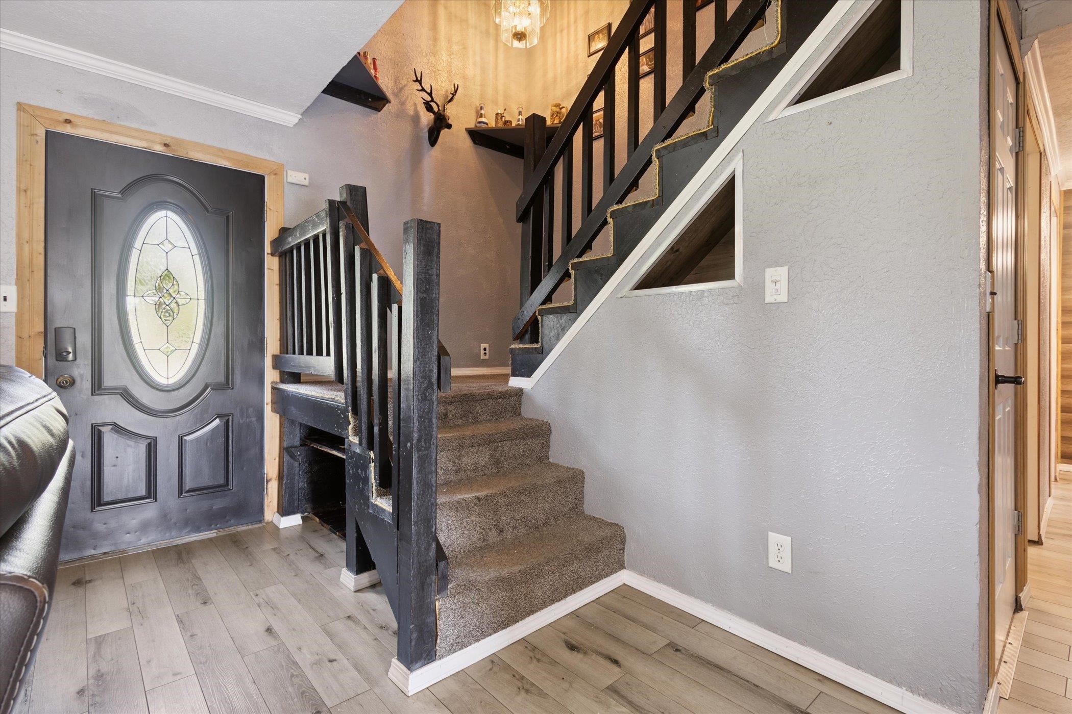 10374 Douglas Road Osceola, IN 46561 - Photo 6 of 36