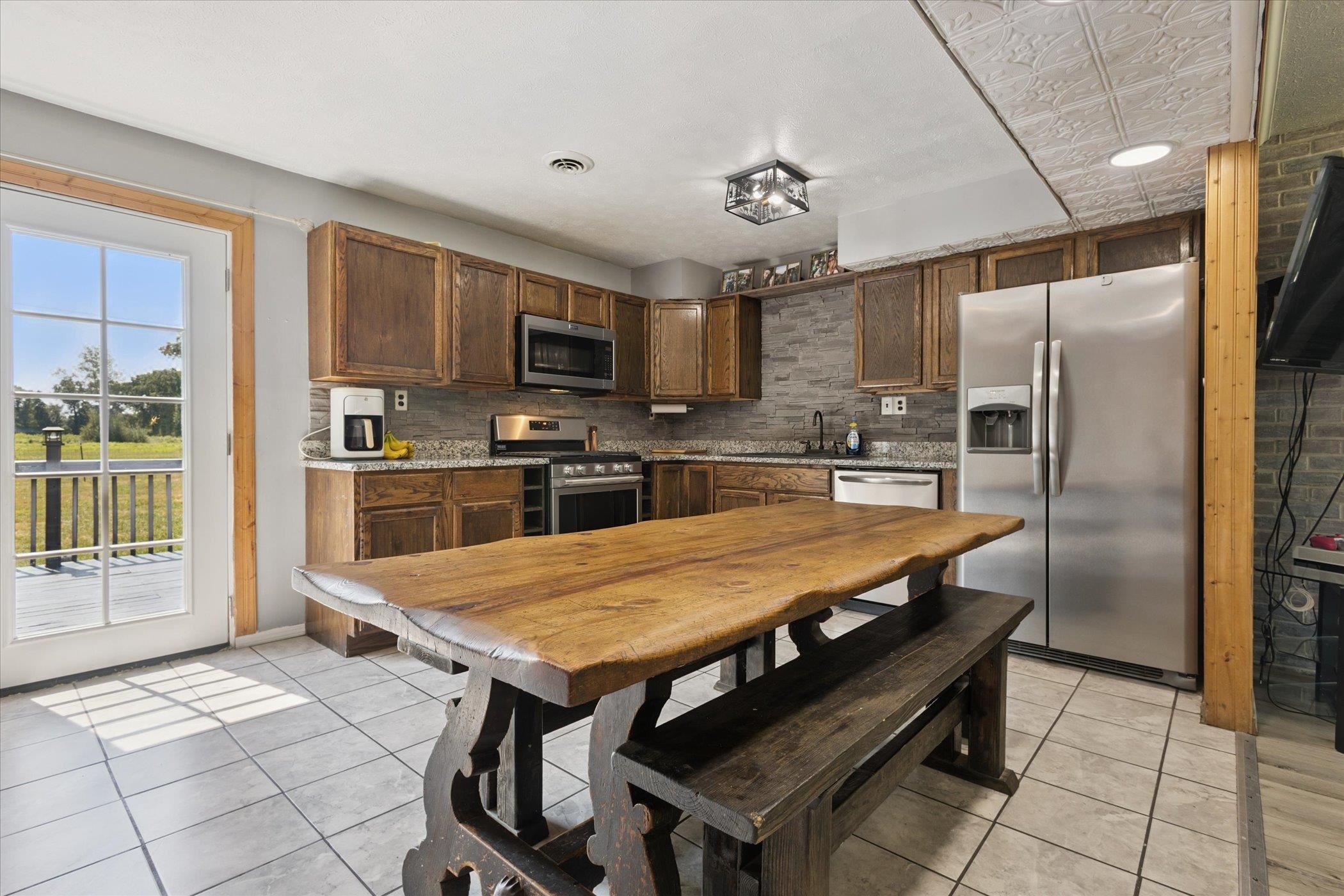 10374 Douglas Road Osceola, IN 46561 - Photo 8 of 36