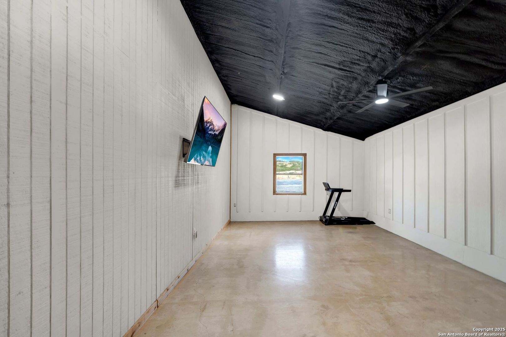 722 County Road 424 Hondo, TX 78861 - Photo 44 of 45 a view of an empty room with a window