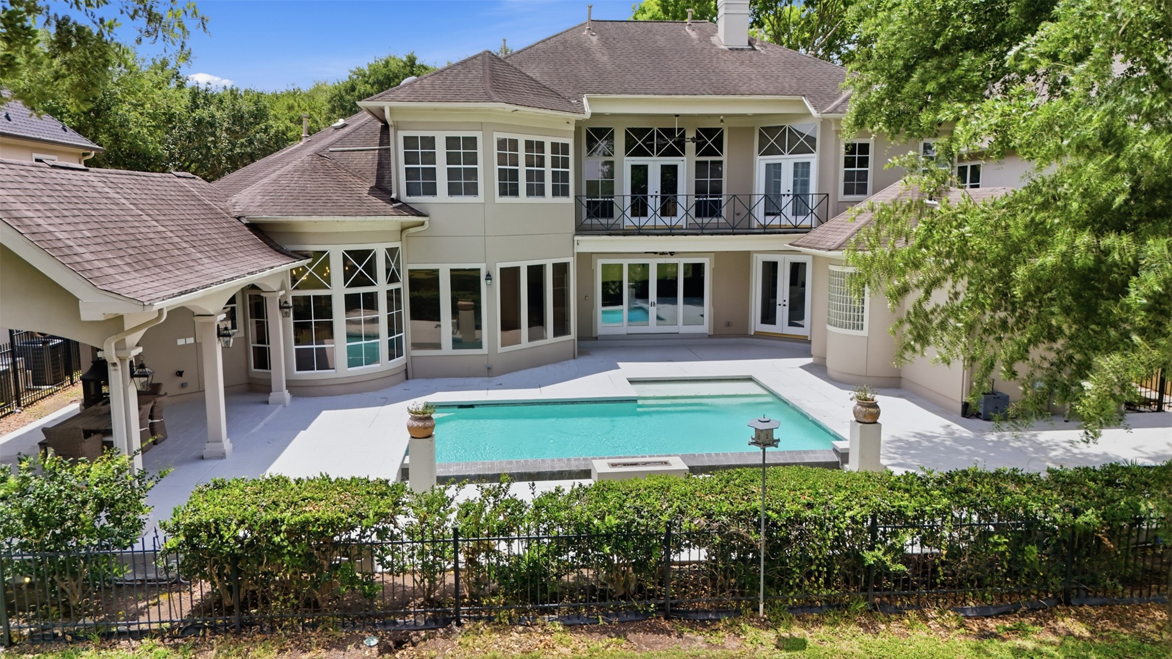 3315 Riviera Drive Sugar Land, TX 77479 - Photo 2 of 42