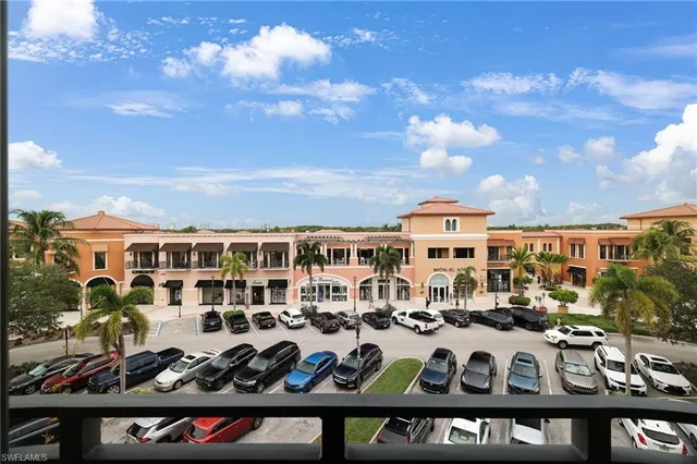 $5,000 | 23161 Fashion Drive, Unit 311, Estero, FL 33928