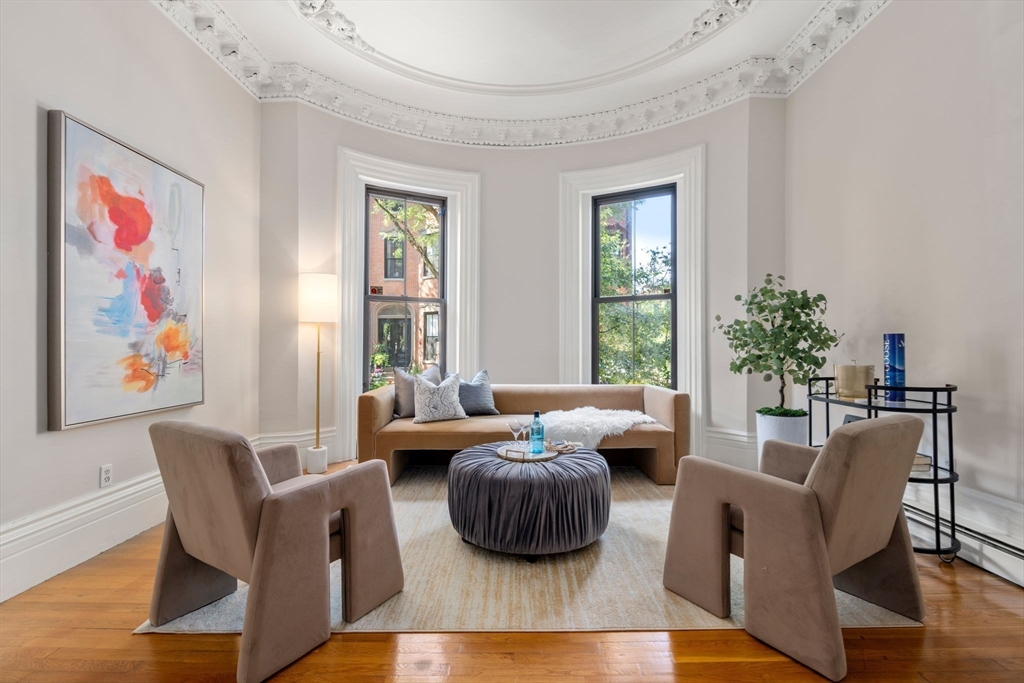 43 Upton Street, Unit 2 Boston, MA 02118 - Photo 4 of 24