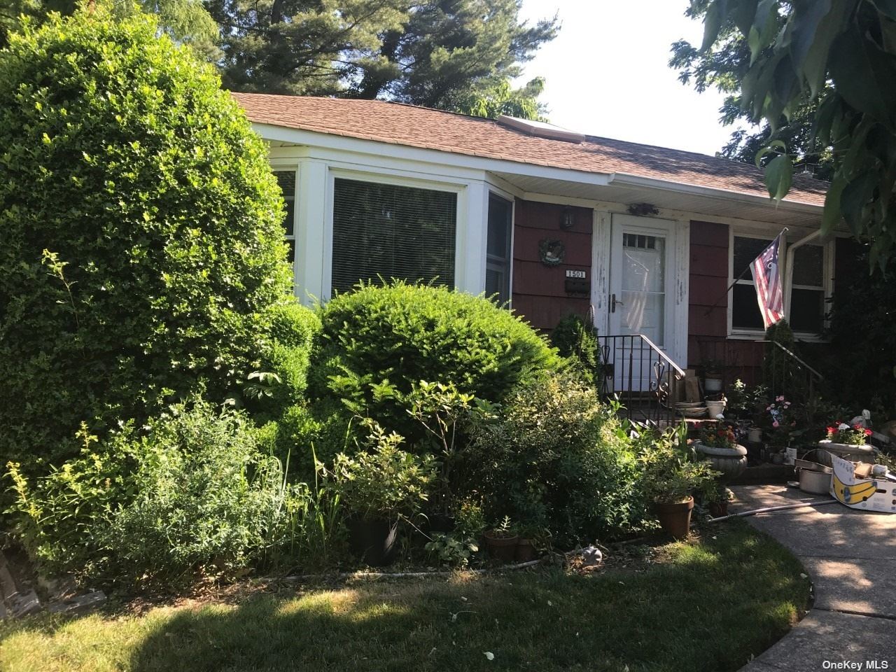 1501 North Meadow Road Merrick, NY 11566 - Photo 1 of 1 Gallery Image 1