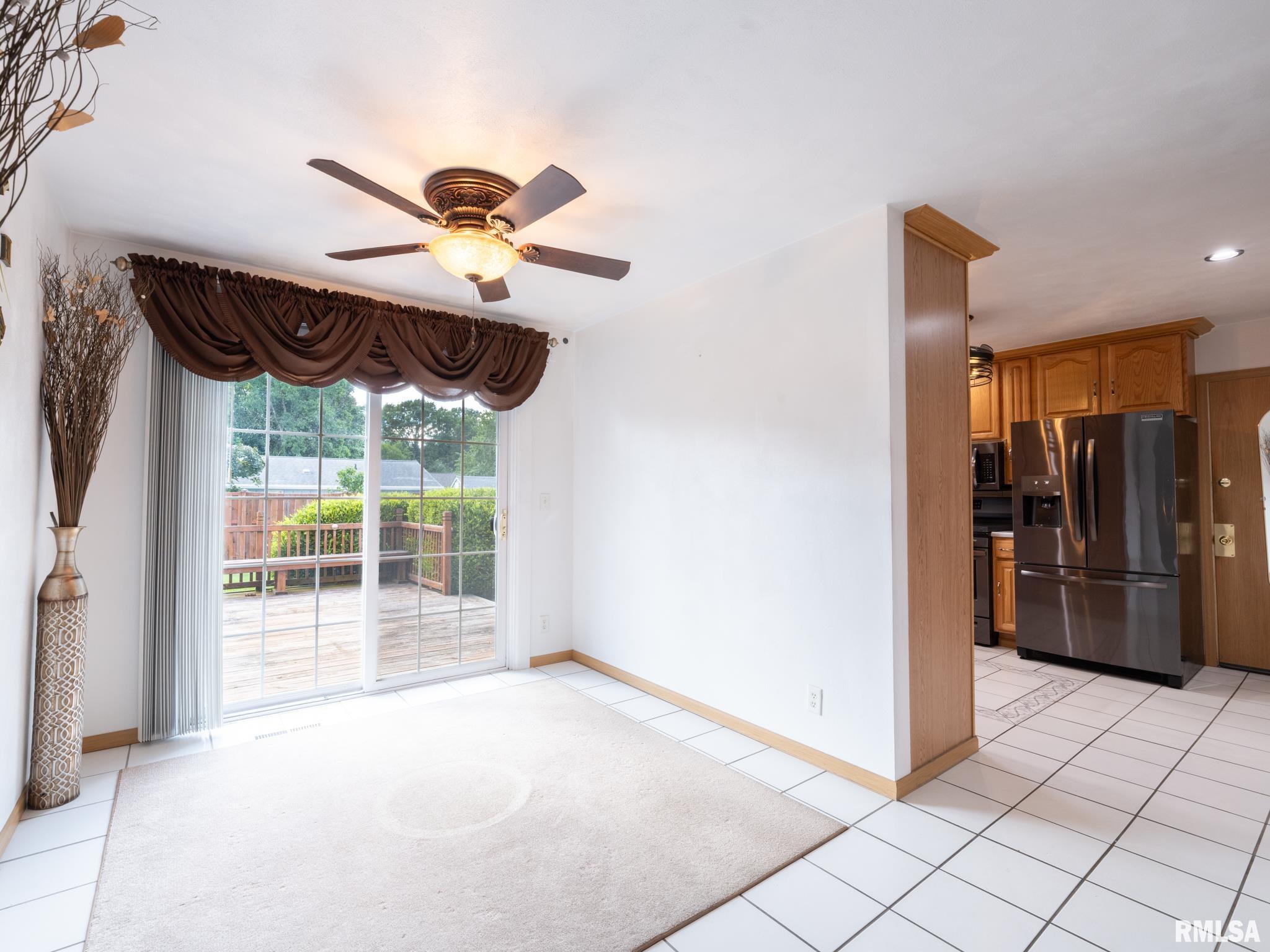 2721 North Rustic Ridge Drive Peoria, IL 61604 - Photo 13 of 52