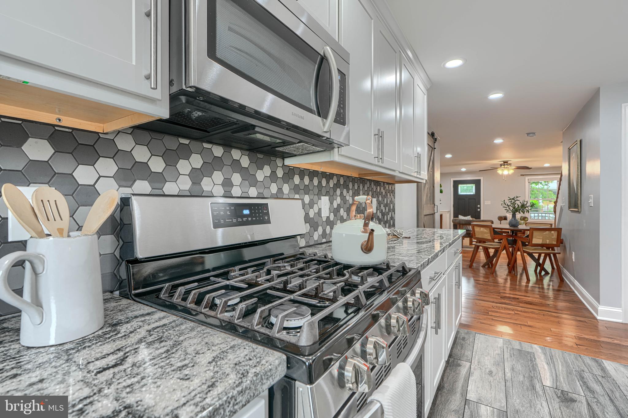 3540 Roland Avenue Baltimore, MD 21211 - Photo 15 of 51 Kitchen