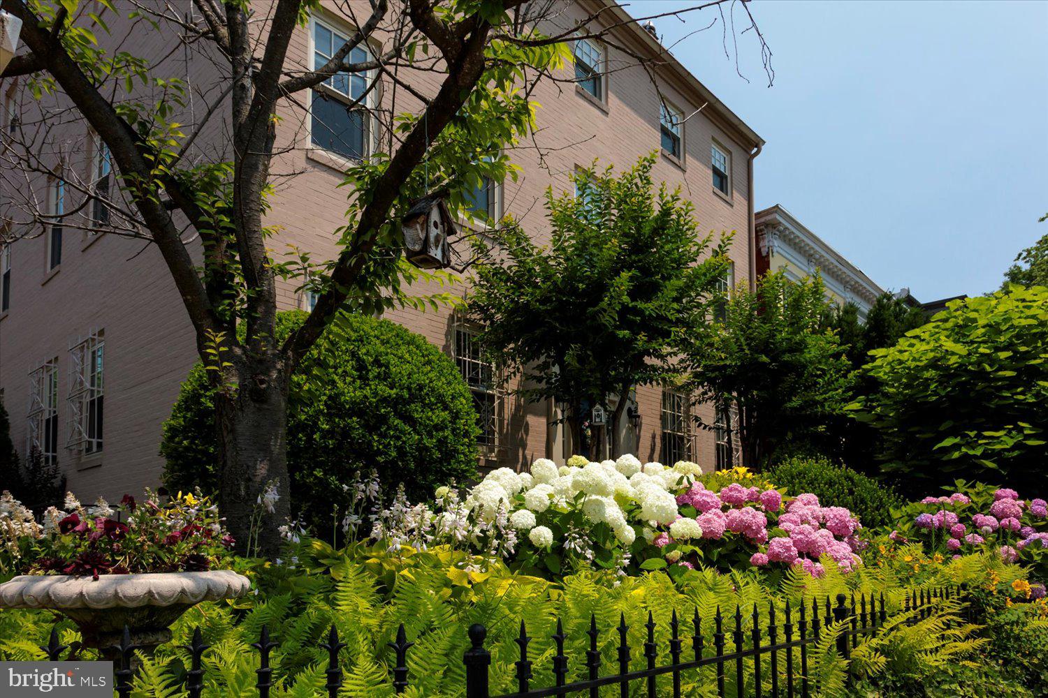 600 G Street Southeast Washington, DC 20003 - Photo 6 of 65