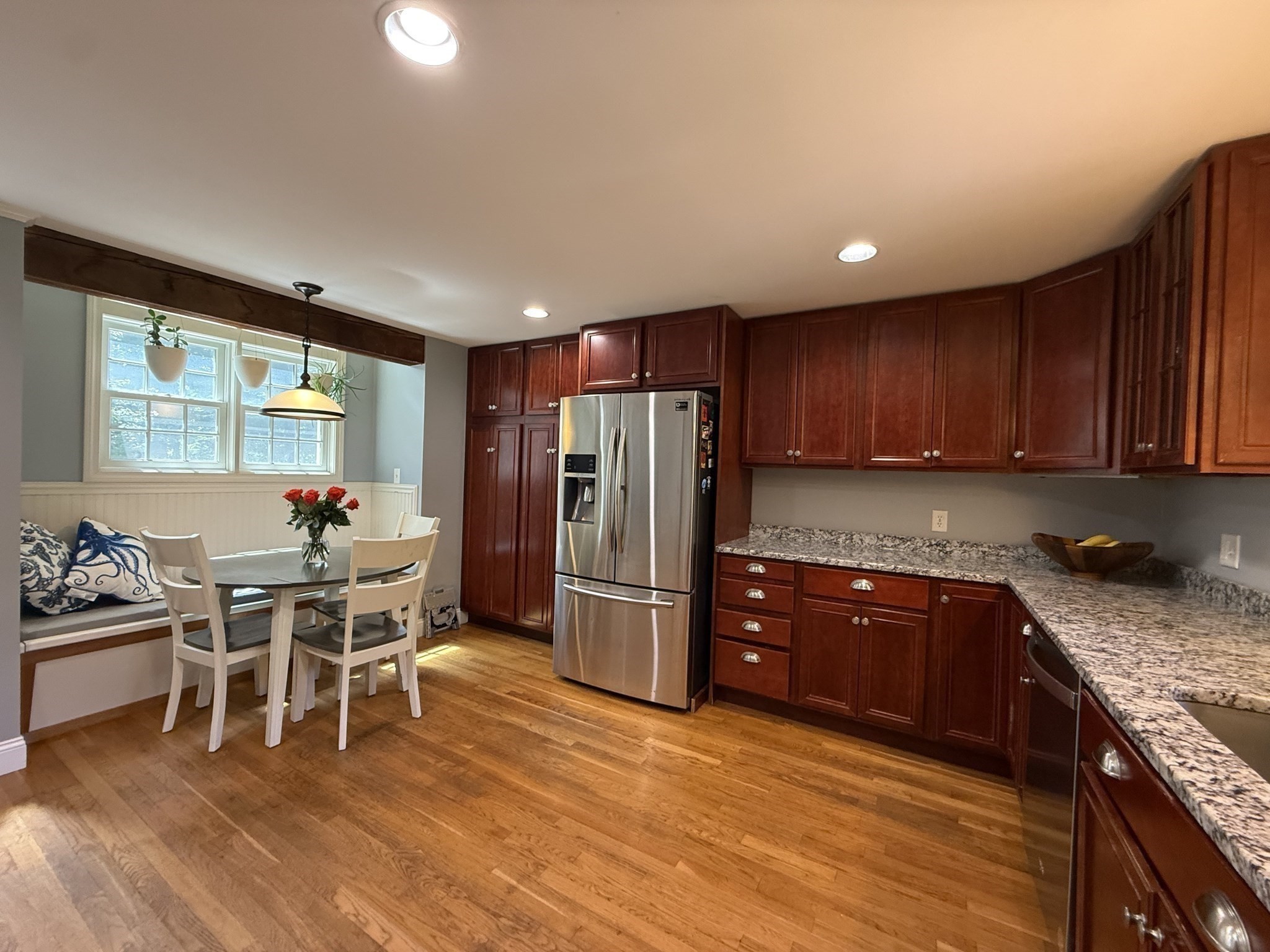 27 Little Pond Road Merrimac, MA 01860 - Photo 7 of 26 Gallery Image 7