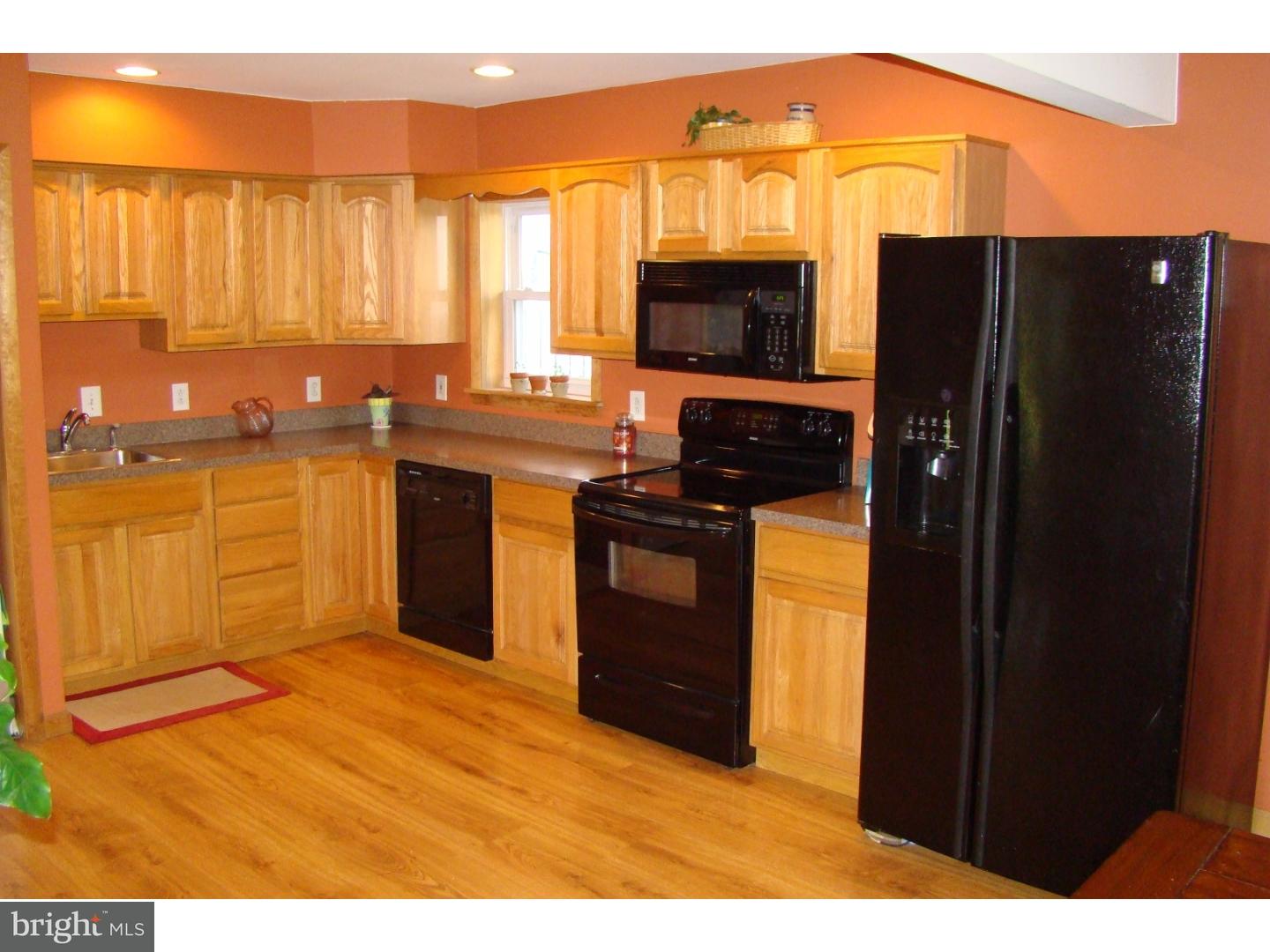 6 Drexel Road Hatboro, PA 19040 - Photo 8 of 25 Kitchen