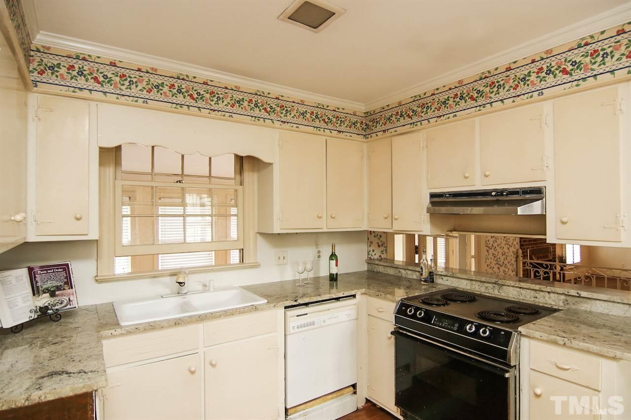 2181 Brogden Road Smithfield, NC 27577 - Photo 8 of 25 Gallery Image 8