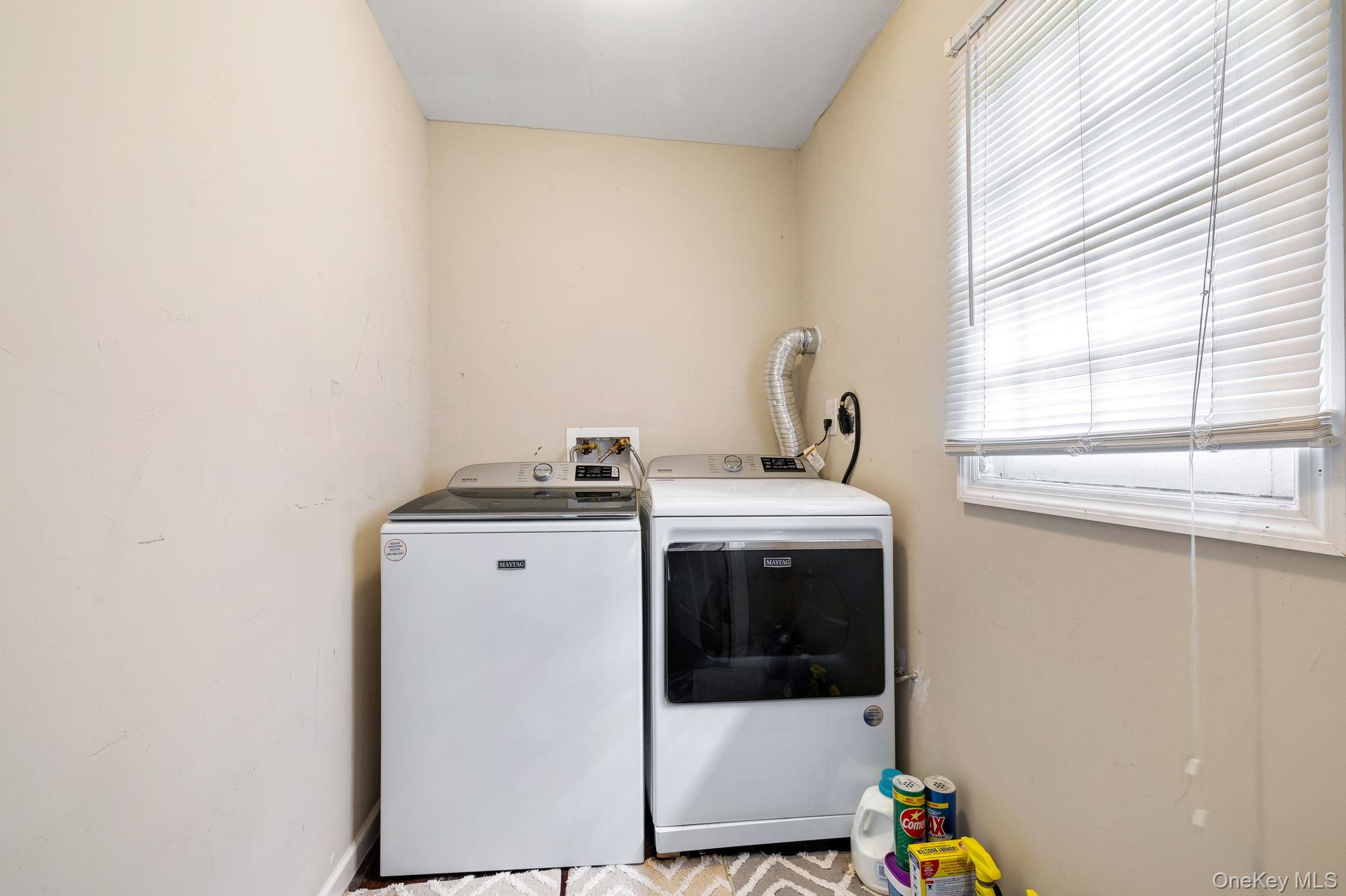 6 Farmstead Road New Windsor, NY 12553 - Photo 26 of 32 Washroom featuring separate washer and dryer