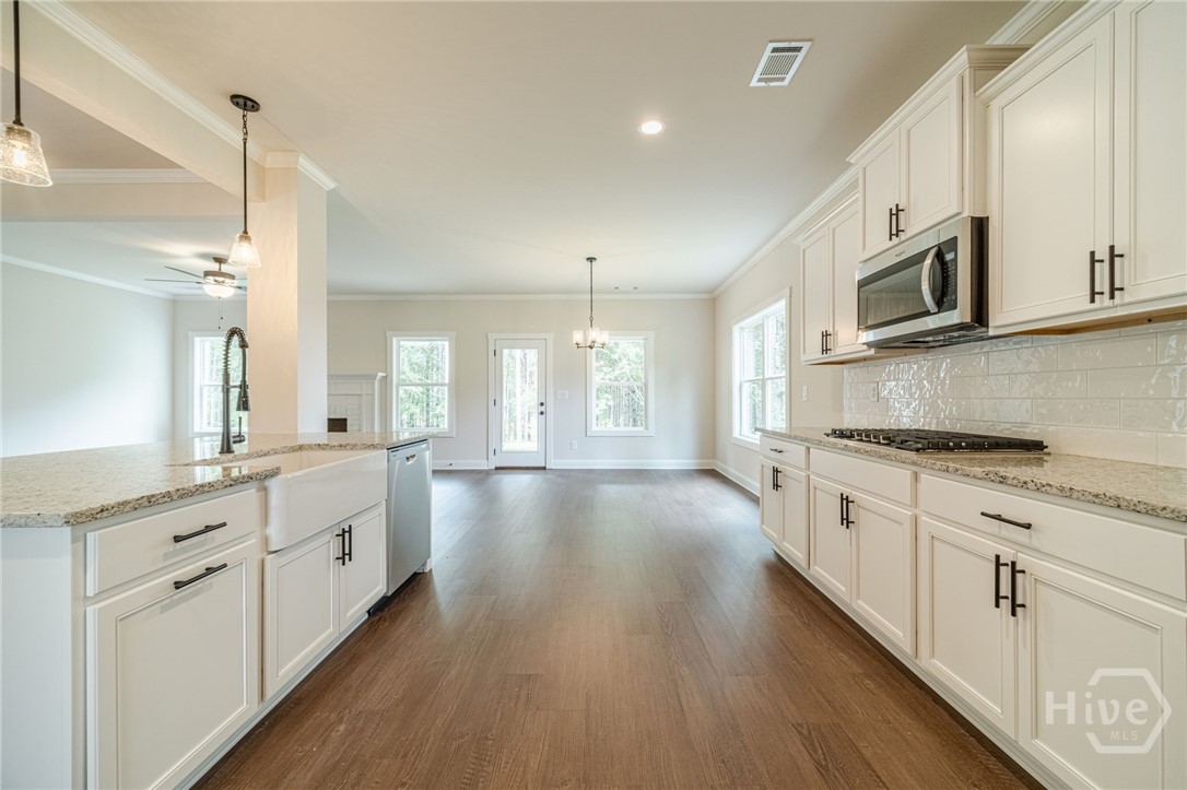 257 Pinewood Drive Covington, GA 30014 - Photo 6 of 48