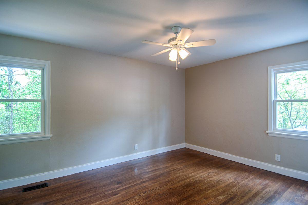 5826 Nottingham Road Knoxville, TN 37918 - Photo 10 of 19 10