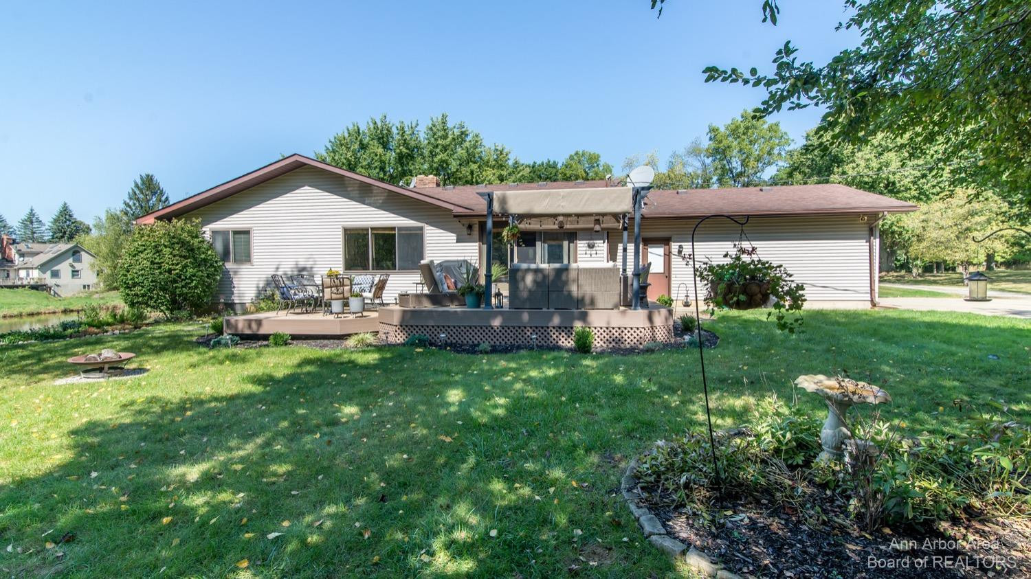 11445 Trinkle Road Dexter, MI 48130 - Photo 6 of 40 Photo 6