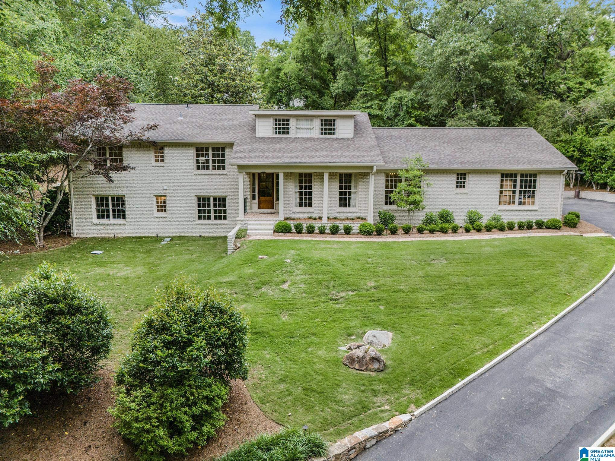 3508 Brookwood Road Birmingham, AL 35223 - Photo 1 of 52