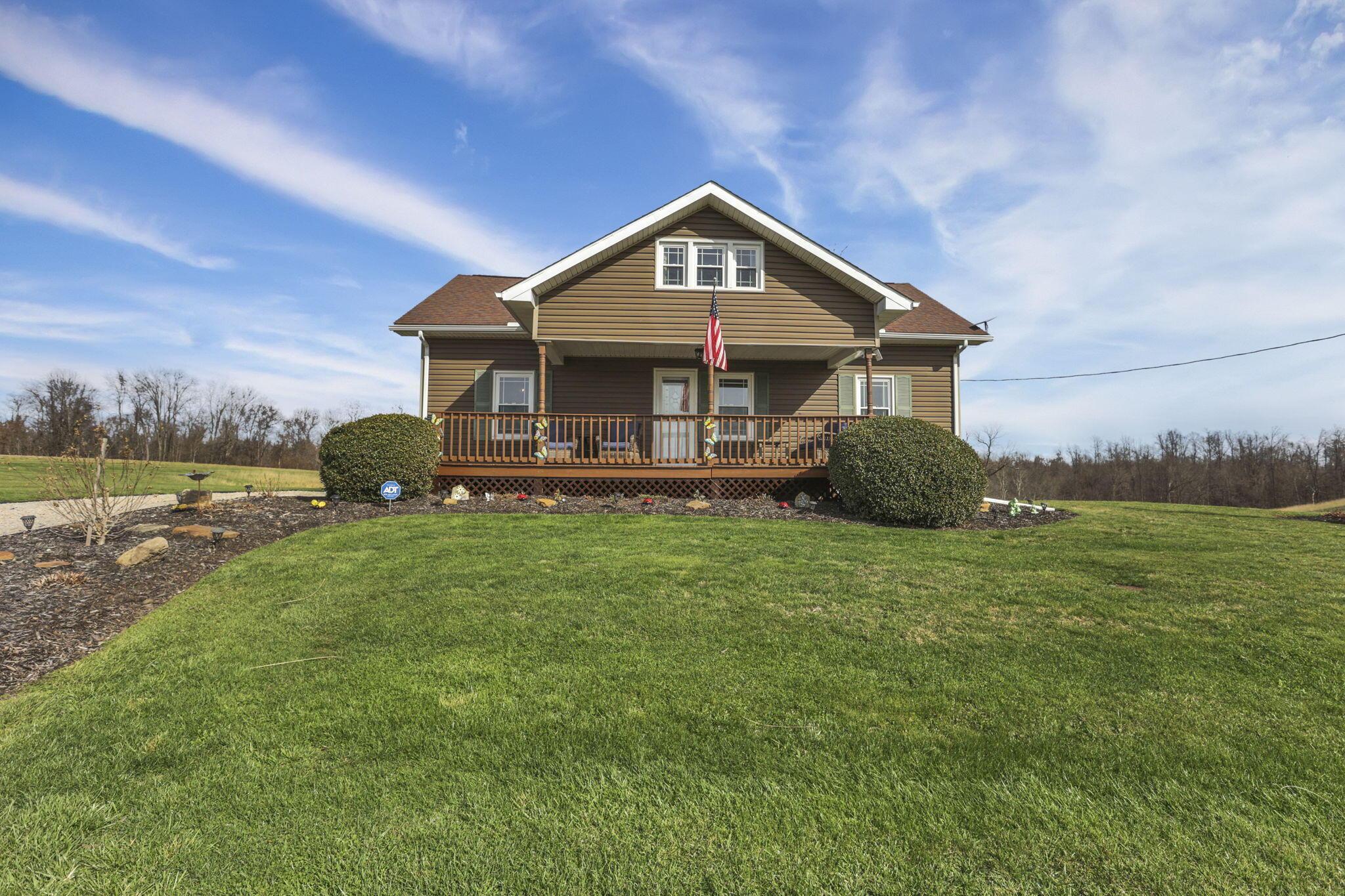 5502 Dutch Ridge Road Southeast New Straitsville, OH 43766 - Photo 3 of 80 2-web-or-mls-0V3A4348