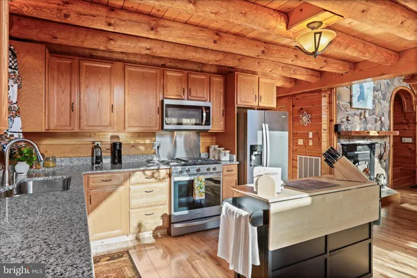 $425,000 | 141 Rose Patch Drive, Upper Tract, WV 26866