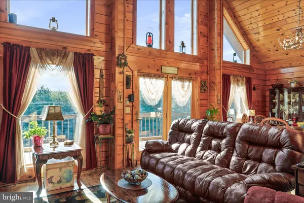 $425,000 | 141 Rose Patch Drive, Upper Tract, WV 26866
