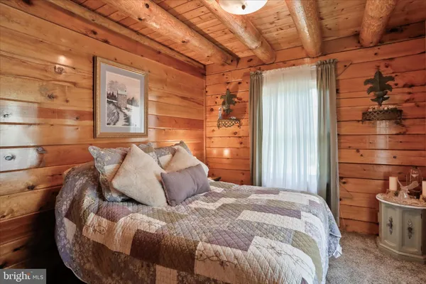 $425,000 | 141 Rose Patch Drive, Upper Tract, WV 26866