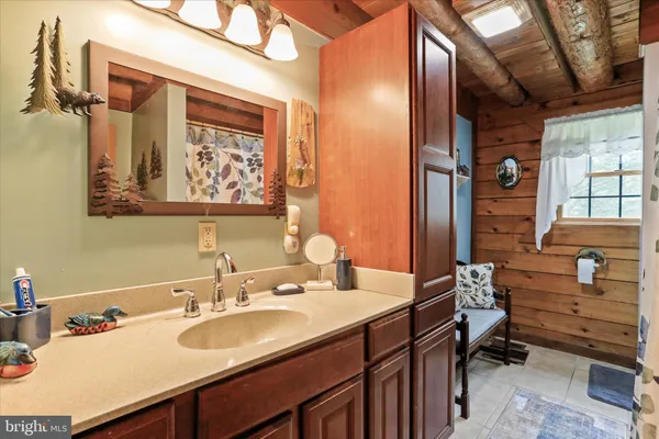 $425,000 | 141 Rose Patch Drive, Upper Tract, WV 26866