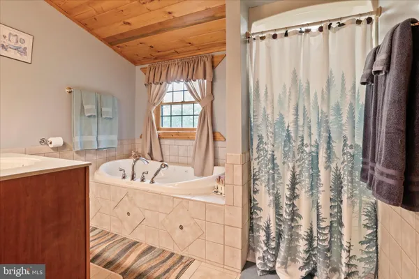 $425,000 | 141 Rose Patch Drive, Upper Tract, WV 26866
