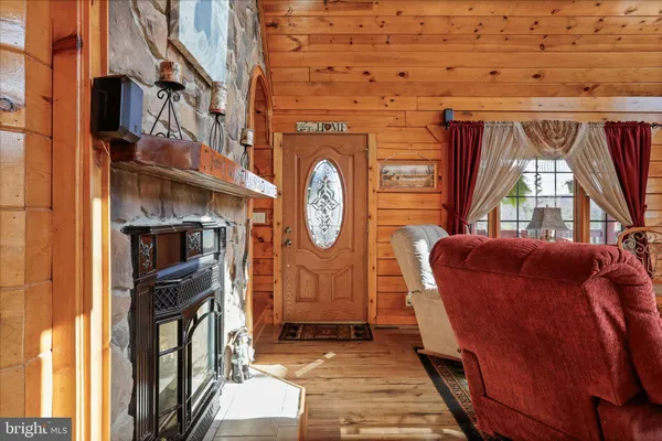 $425,000 | 141 Rose Patch Drive, Upper Tract, WV 26866