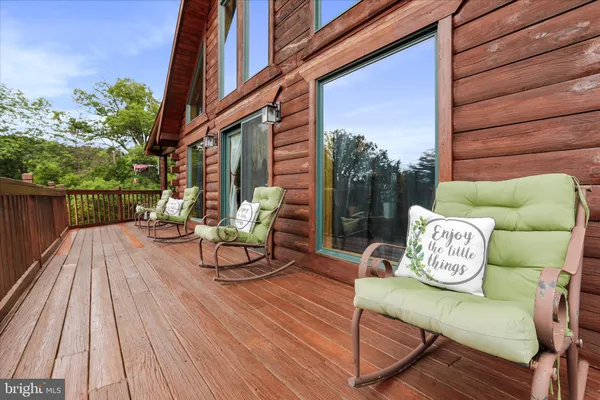 $425,000 | 141 Rose Patch Drive, Upper Tract, WV 26866