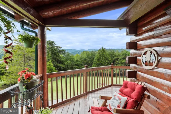 $425,000 | 141 Rose Patch Drive, Upper Tract, WV 26866