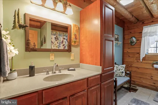 $425,000 | 141 Rose Patch Drive, Upper Tract, WV 26866