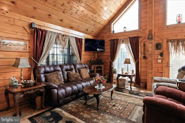 $425,000 | 141 Rose Patch Drive, Upper Tract, WV 26866