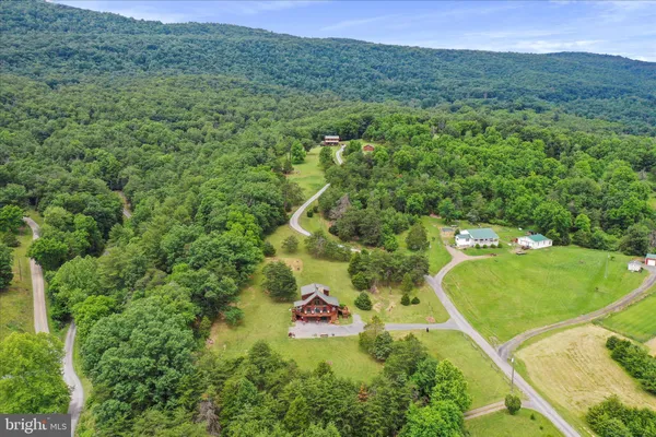 $425,000 | 141 Rose Patch Drive, Upper Tract, WV 26866