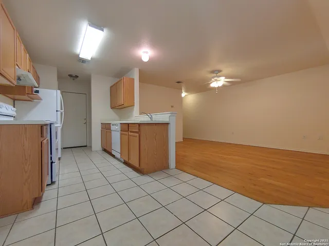 $1,225 | 9021 Maverick Draw, San Antonio, TX 78250