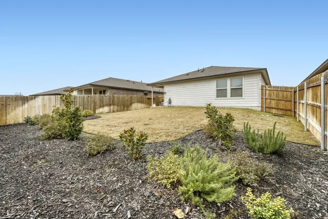 $320,000 | 200 Coda Crossing, Georgetown, TX 78633