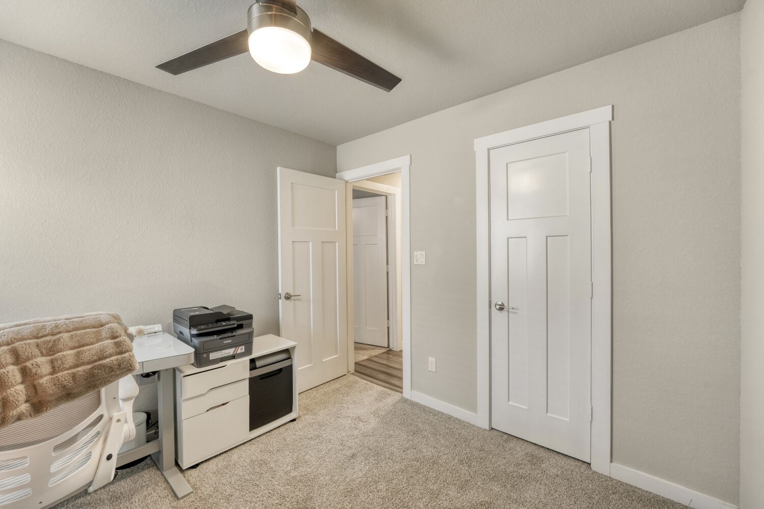 200 Coda Crossing Georgetown, TX 78633 - Photo 10 of 29 a kitchen with a stove and a refrigerator