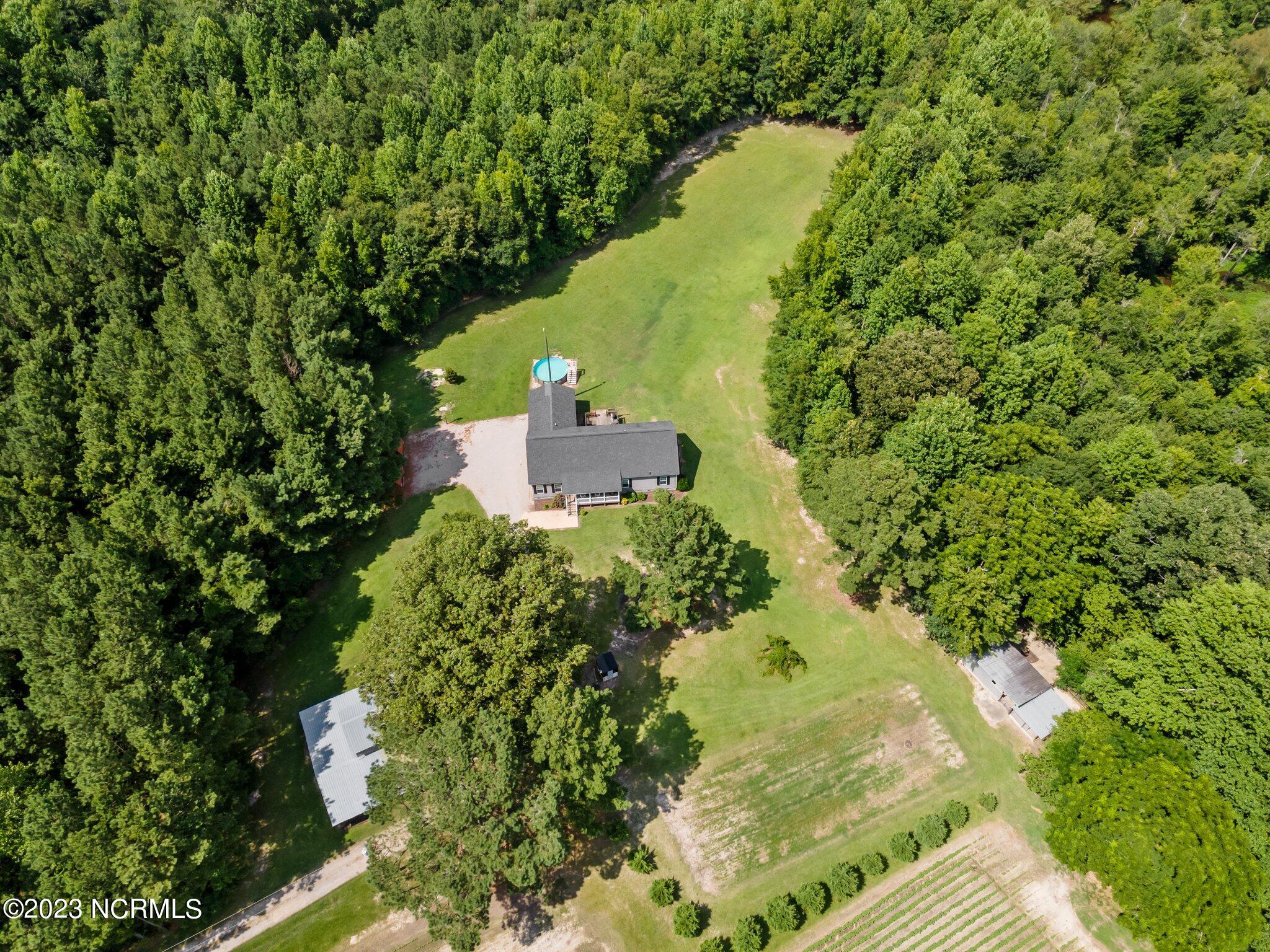 1681 Hugh Coltrain Road Williamston, NC 27892 - Photo 15 of 56 42BA58FF-5F87-46BD-90DA-9156B98771F3